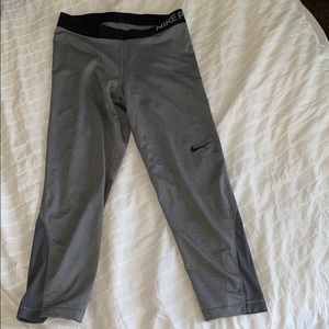 Nike grey Capri leggings